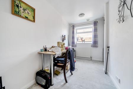 4 bedroom Bungalow for sale in Denham Drive, Basingstoke, RG22