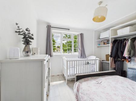 2 bedroom Maisonette for sale in Devonshire Place, Basingstoke, RG21