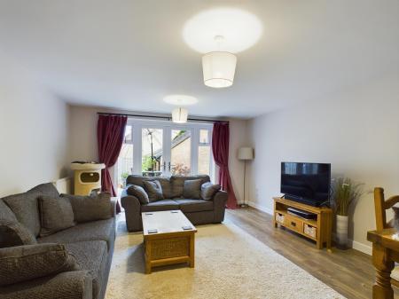 4 bedroom End of terrace house for sale in Divot Way, Basingstoke, RG24