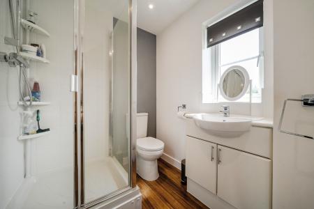 5 bedroom Detached house for sale in Dorset Crescent, Basingstoke, RG22