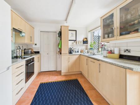 3 bedroom Terraced House for sale in Dover Close, Winklebury, Basingstoke, RG23