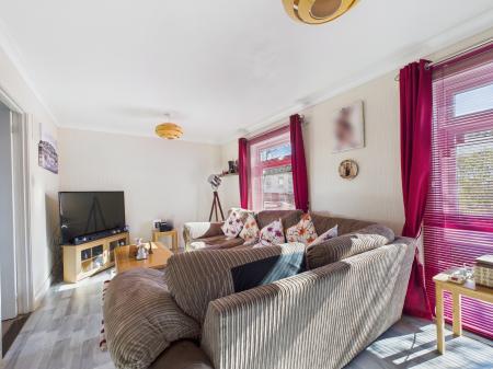3 bedroom End of terrace house for sale in Dover Close, Winklebury, Basingstoke, RG23