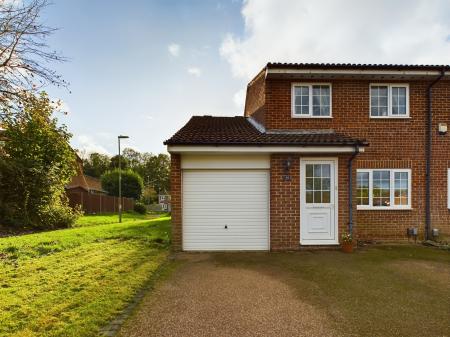 Ellington Drive, Basingstoke, RG22