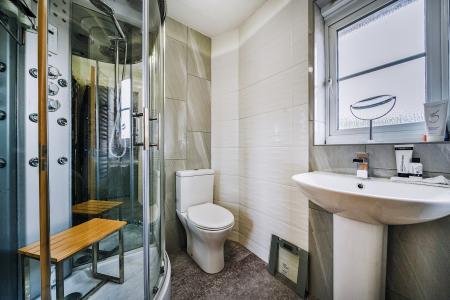 5 bedroom Town house for sale in Ferndown Close, Beggarwood, Basingstoke, RG22