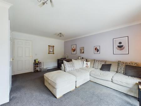 3 bedroom Terraced House for sale in Forfield Drive, Beggarwood, Basingstoke, RG22