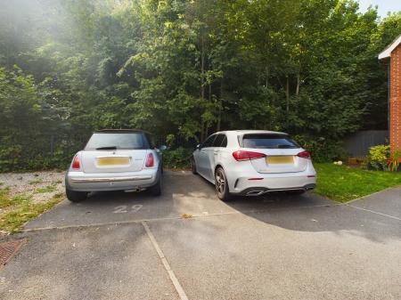 3 bedroom Terraced House for sale in Forfield Drive, Beggarwood, Basingstoke, RG22