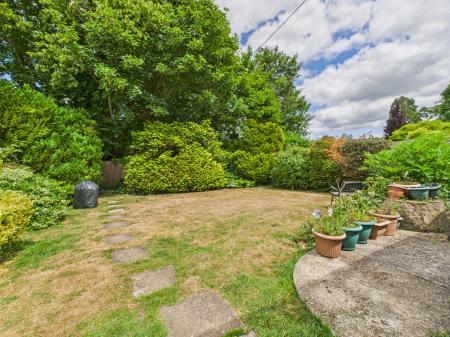 3 bedroom Bungalow for sale in Foyle Park, Cranbourne, Basingstoke, RG21