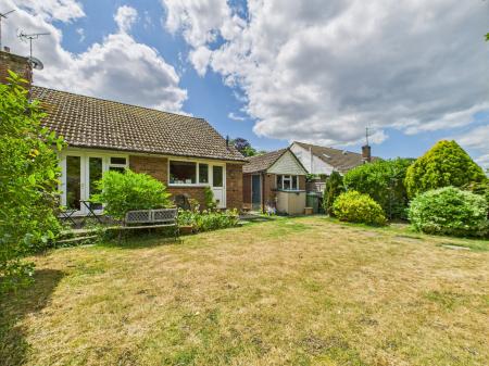 3 bedroom Bungalow for sale in Foyle Park, Cranbourne, Basingstoke, RG21