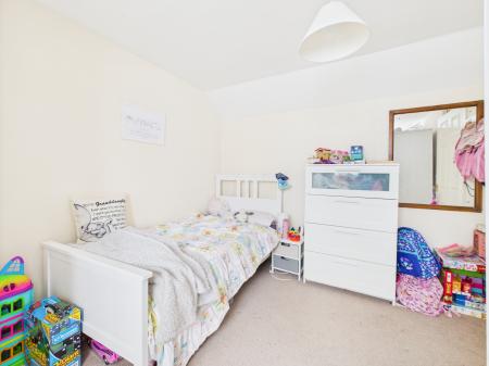 3 bedroom Bungalow for sale in Foyle Park, Cranbourne, Basingstoke, RG21