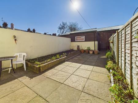 4 bedroom Terraced House for sale in George Street, Brookvale, Basingstoke, RG21