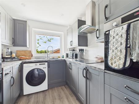 2 bedroom Maisonette for sale in Grainger Close, Basingstoke, RG22