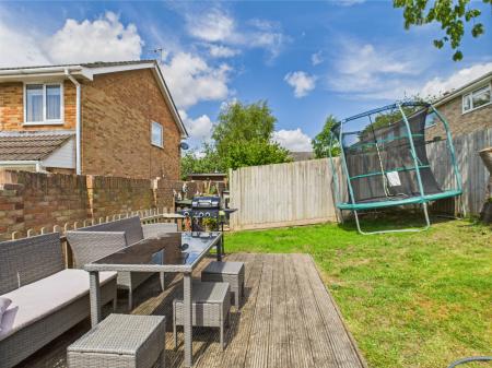 2 bedroom Maisonette for sale in Grainger Close, Basingstoke, RG22