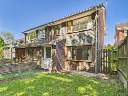 Grainger Close, Brighton Hill, Basingstoke, RG22