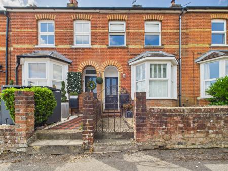 3 bedroom Terraced House for sale in Grainger Close, Brighton Hill, Basingstoke, RG22
