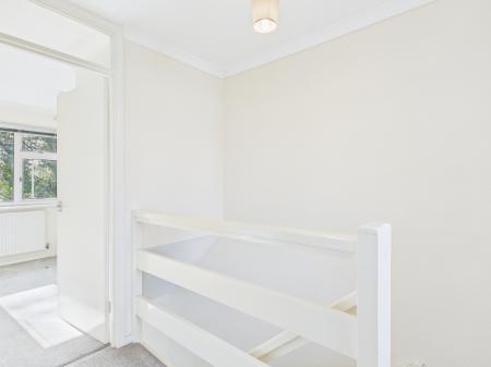 3 bedroom Terraced House for sale in Grainger Close, Brighton Hill, Basingstoke, RG22