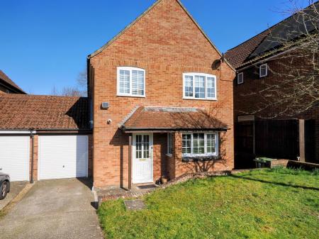 Hampshire Close, Basingstoke, RG22