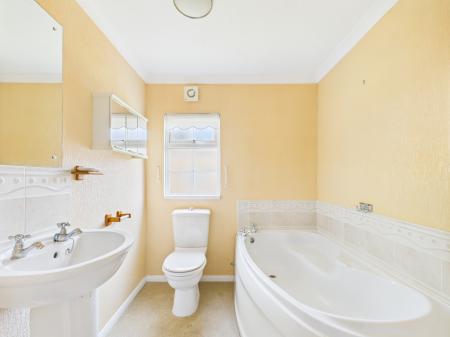 2 bedroom Park home for sale in Hatch Park, Old Basing, Basingstoke, RG24