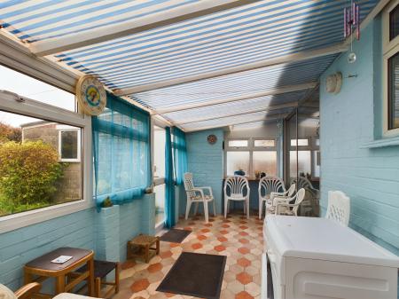 3 bedroom Bungalow for sale in High Drive, Berg Estate, Basingstoke, RG22