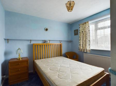 3 bedroom Bungalow for sale in High Drive, Berg Estate, Basingstoke, RG22