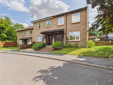 Hogarth Close, Black Dam, Basingstoke, RG21