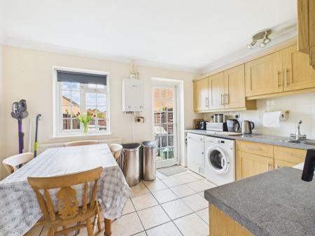 2 bedroom Terraced House for sale in Howard View, Basingstoke, RG22