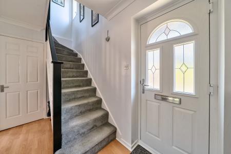 4 bedroom Detached house for sale in Ivar Gardens, Lychpit, Basingstoke, RG24