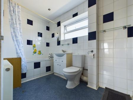 3 bedroom Terraced House for sale in Jersey Close, Popley, Basingstoke, RG24
