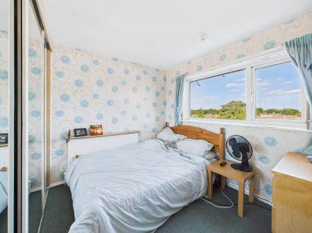 3 bedroom Apartment for sale in Kings Road, Basingstoke, RG22