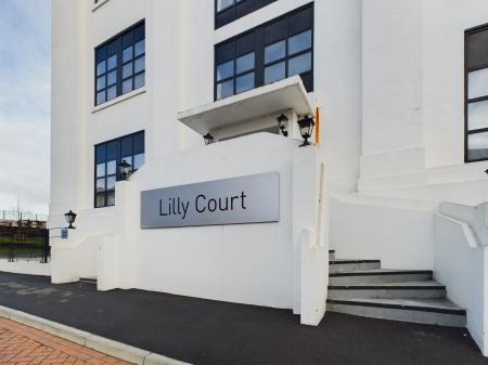 2 bedroom Flat for sale in Lilly Court, Basingstoke, RG21