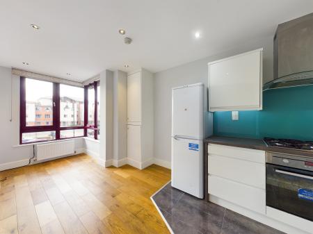 1 bedroom Flat for sale in London Street, Town Centre, Basingstoke, RG21