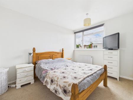 4 bedroom Terraced House for sale in Lune Close, Basingstoke, RG21