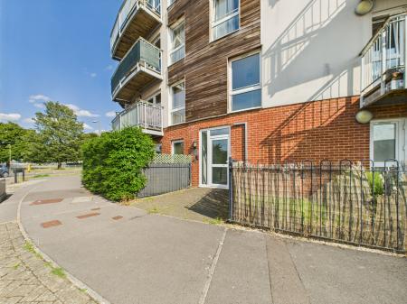 Mallory Road, Basingstoke, RG24