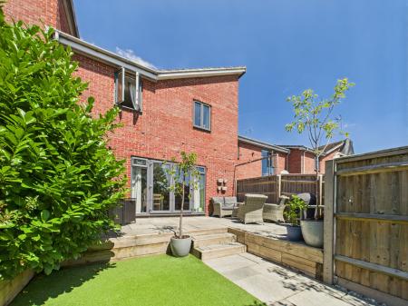 3 bedroom Terraced House for sale in Marston Walk, Basingstoke, RG24