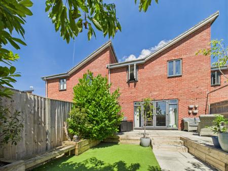 3 bedroom Terraced House for sale in Marston Walk, Basingstoke, RG24