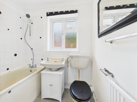 3 bedroom Semi-detached house for sale in Mathias Walk, Brighton Hill, Basingstoke, RG22