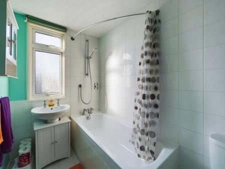 3 bedroom Terraced House for sale in Mendip Close, Buckskin, Basingstoke, RG22