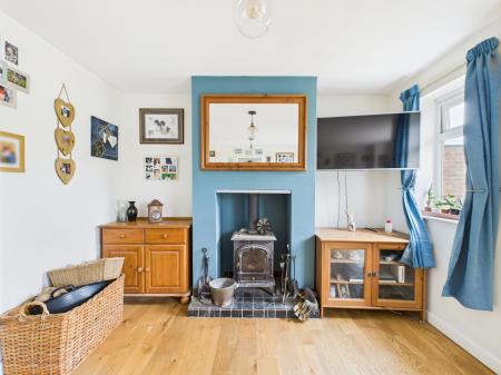 4 bedroom Bungalow for sale in Old Kempshott Lane, Basingstoke, RG22