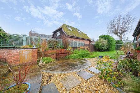 4 bedroom Detached house for sale in Reading Road, Chineham, Basingstoke, RG24
