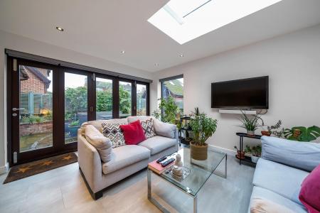 4 bedroom Detached house for sale in Reading Road, Chineham, Basingstoke, RG24