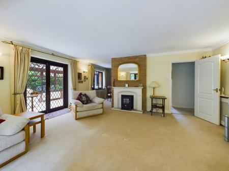 3 bedroom Detached bungalow for sale in Reading Road, Chineham, Basingstoke, RG24