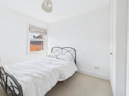 3 bedroom Terraced House for sale in Rochford Road, Basingstoke, RG21