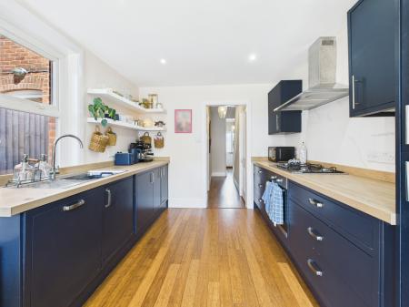 3 bedroom Terraced House for sale in Rochford Road, Basingstoke, RG21