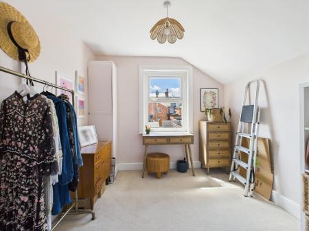 3 bedroom Terraced House for sale in Rochford Road, Basingstoke, RG21