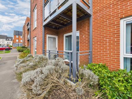 Robertson Way, Chapel Gate, Basingstoke, RG21