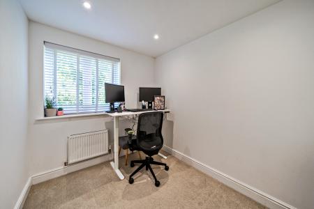 5 bedroom Detached house for sale in Sheepwash Court, Basingstoke, RG24