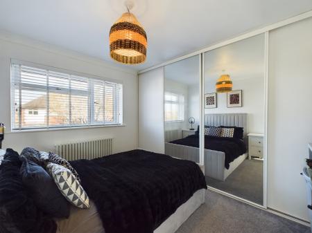 3 bedroom Semi-detached house for sale in Sheppard Road, Basingstoke, RG21