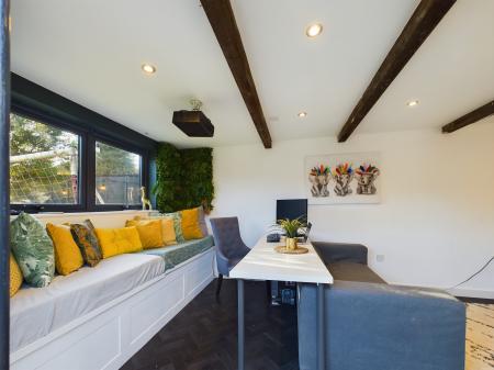 3 bedroom Semi-detached house for sale in Sheppard Road, Basingstoke, RG21