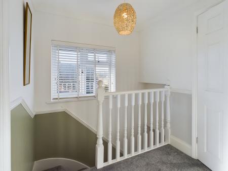 3 bedroom Semi-detached house for sale in Sheppard Road, Basingstoke, RG21