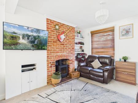 3 bedroom Terraced House for sale in Southend Road, Basingstoke, RG21