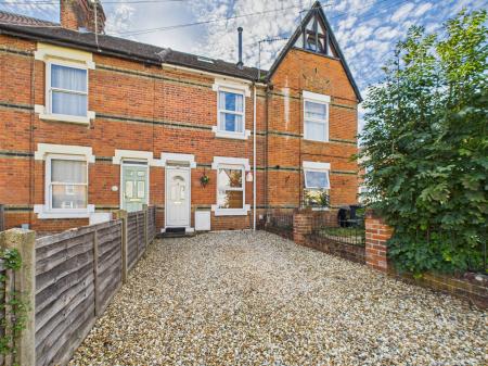 3 bedroom Terraced House for sale in Southend Road, Basingstoke, RG21